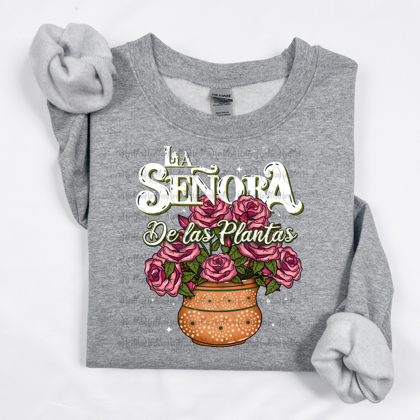 La Señora De Las Plantas Roses Sweater