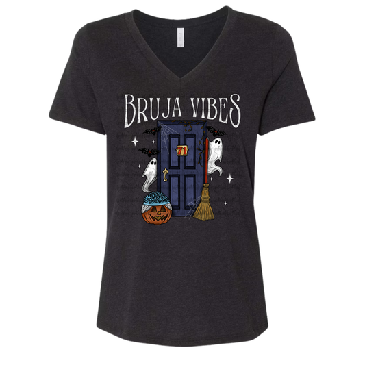 Bruja Vibes V Neck